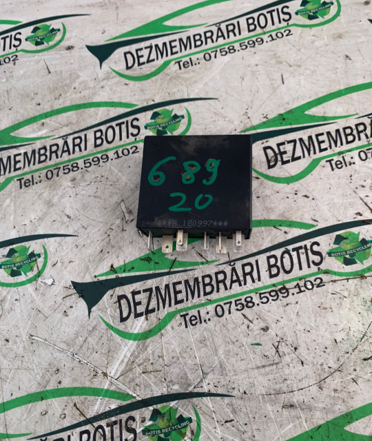 Releu stergatoare 4B0 955 531A Audi A3 8L [1996 - 2000] Hatchback 3-usi 1.6 MT (101 hp)