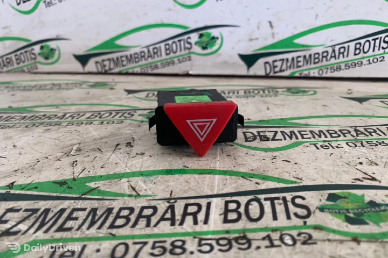 Buton avarie Audi A3 8L [1996 - 2000] Hatchback 3-usi 1.6 MT (101 hp)