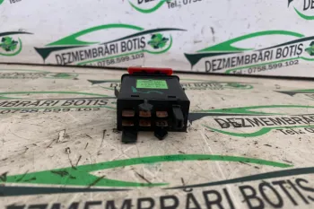 Buton avarie Audi A3 8L [1996 - 2000] Hatchback 3-usi 1.6 MT (101 hp)