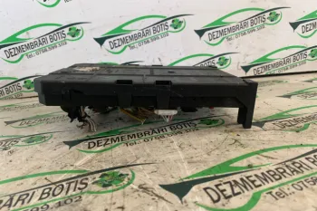 Panou sigurante si relee 96 619 401 80 Peugeot 407  [2004 - 2010] Sedan 2.0 HDi MT (136 hp) CU FILTRU PARTICULE