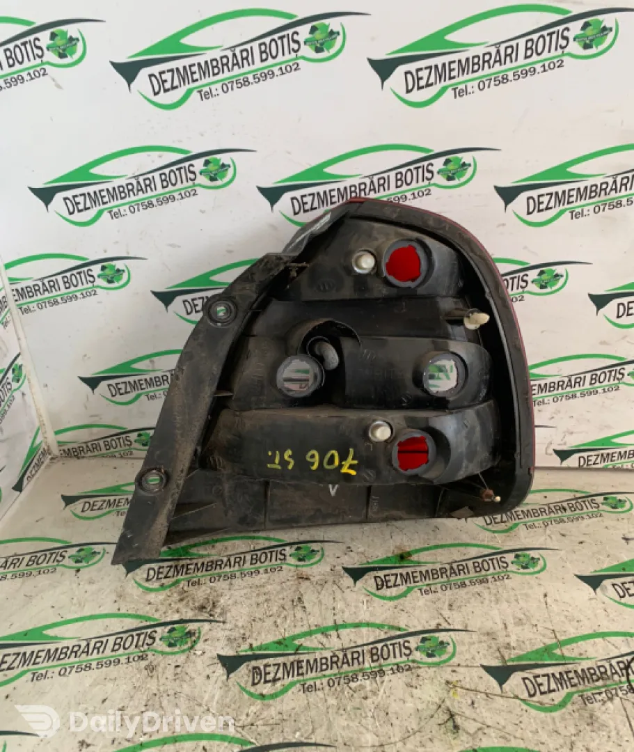 Lampa / Tripla stop stanga pe aripa Daewoo Nubira J150/J190 [facelift] [1999 - 2004] Sedan