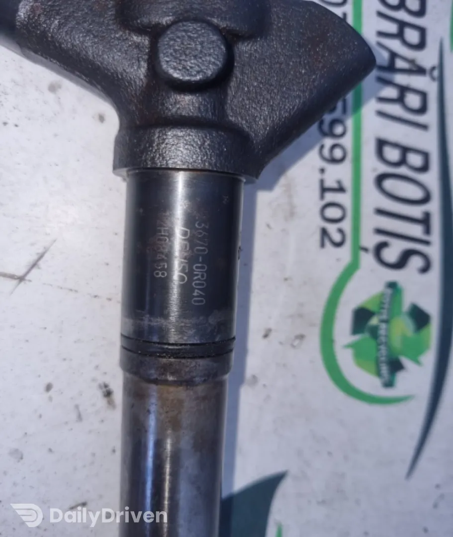 Injector cu fir 23670-0R040 Toyota Avensis 2 T25 [2002 - 2006] wagon 2.2 D MT (175 hp)
