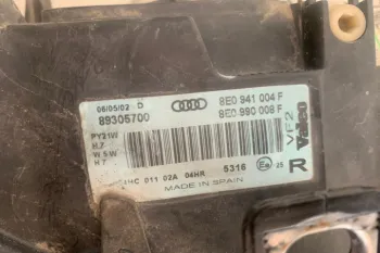 Far dreapta Valeo Audi A4 B6 [2000 - 2005] Sedan 1.9 TDI 5MT (130 hp)