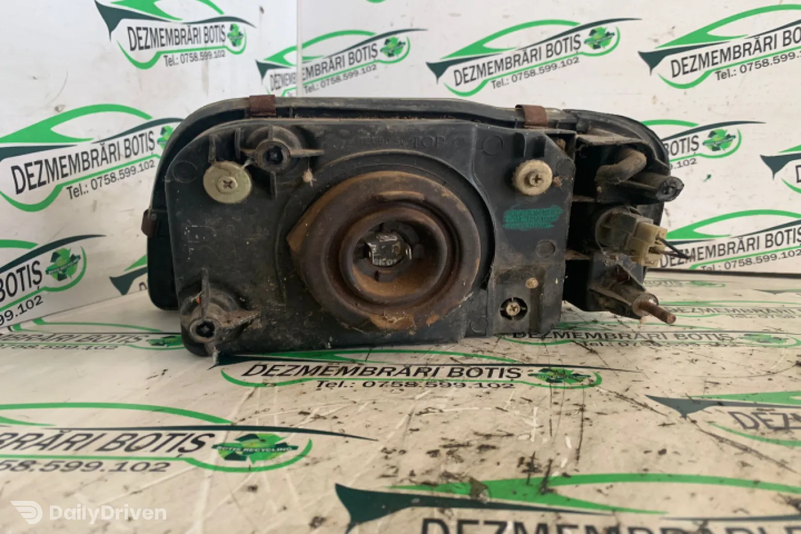 Far dreapta Daewoo Tico KLY3 [1991 - 2001] Hatchback 0.8 4MT (41 hp)