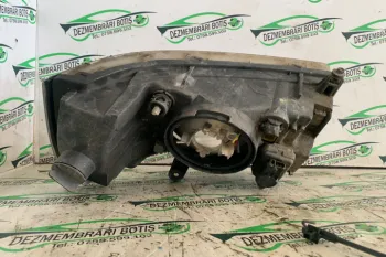 Far stanga Land Rover Freelander  [1998 - 2006] Crossover 5-usi 2.0 DI MT (98 hp)