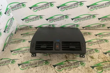 Consola centrala bord Mazda 3 BK [2003 - 2006] Sedan 4-usi 1.6 MT (105 hp)
