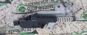Motoras deschidere usita rezervor Ford Fiesta 5 [2001 - 2007] Hatchback 5-usi 1.4 MT (80 hp)