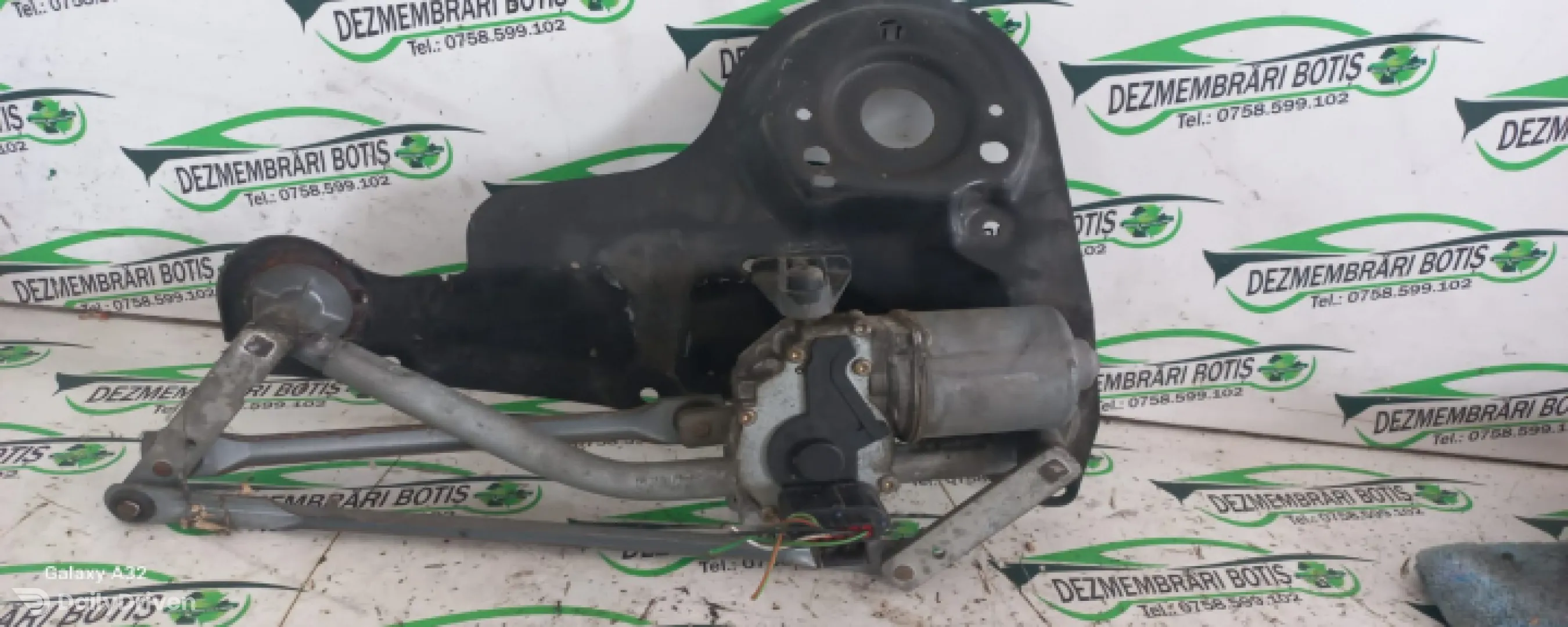 Ansamblu stergatoare parbriz volan pe stanga Ford Fiesta 5 [2001 - 2007] Hatchback 5-usi 1.4 MT (80 hp)