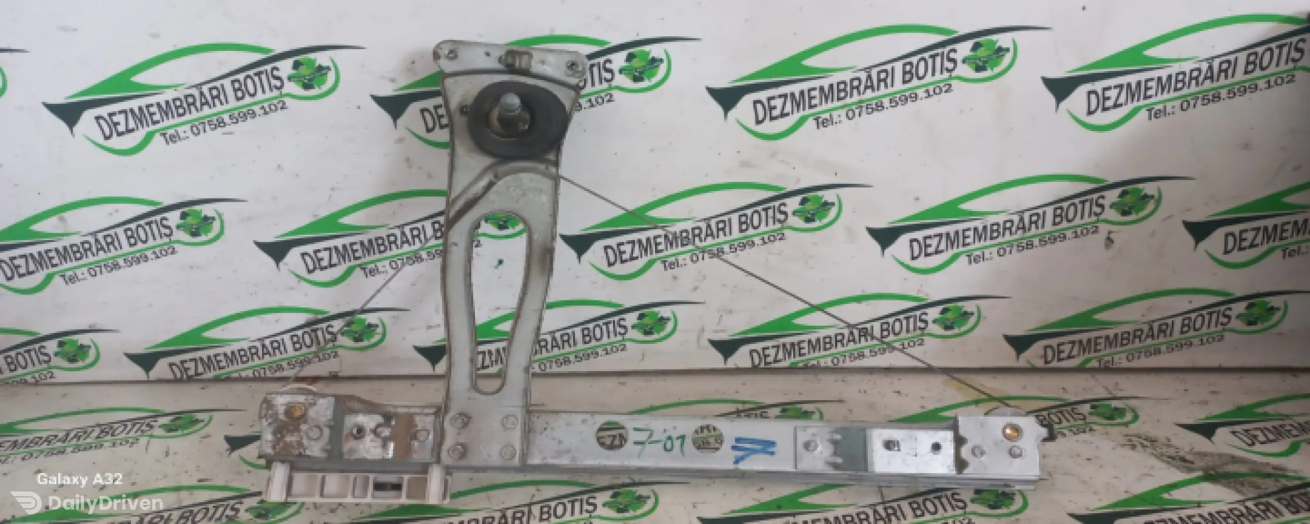 Macara geam spate dreapta manuala Citroen C3  [2002 - 2010] Hatchback 1.4 HDi MT (70 hp)