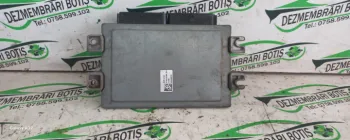 Calculator motor ECU 8200483732 Dacia Logan  [2004 - 2008] Sedan 1.4 MT (75 hp)
