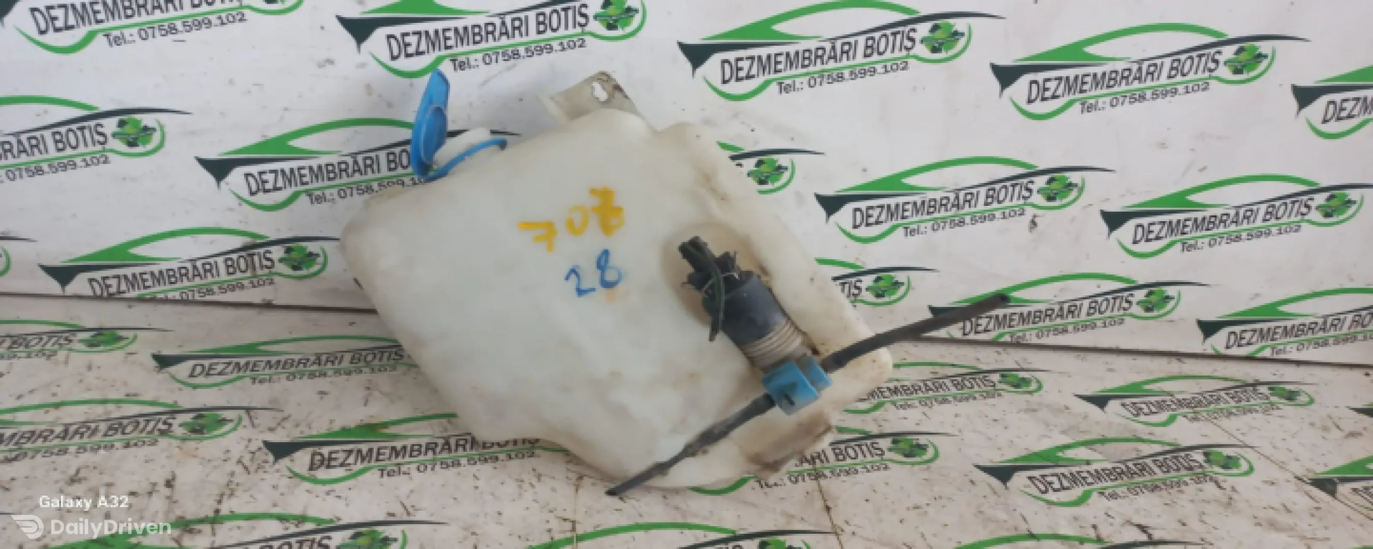 Vas lichid parbriz Volkswagen VW Golf 3 [1991 - 1998] Hatchback 5-usi 1.6 MT (75 hp)