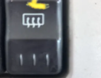 Buton dezaburire parbriz Dacia Logan  [2004 - 2008] Sedan 1.5dci MT (65hp)
