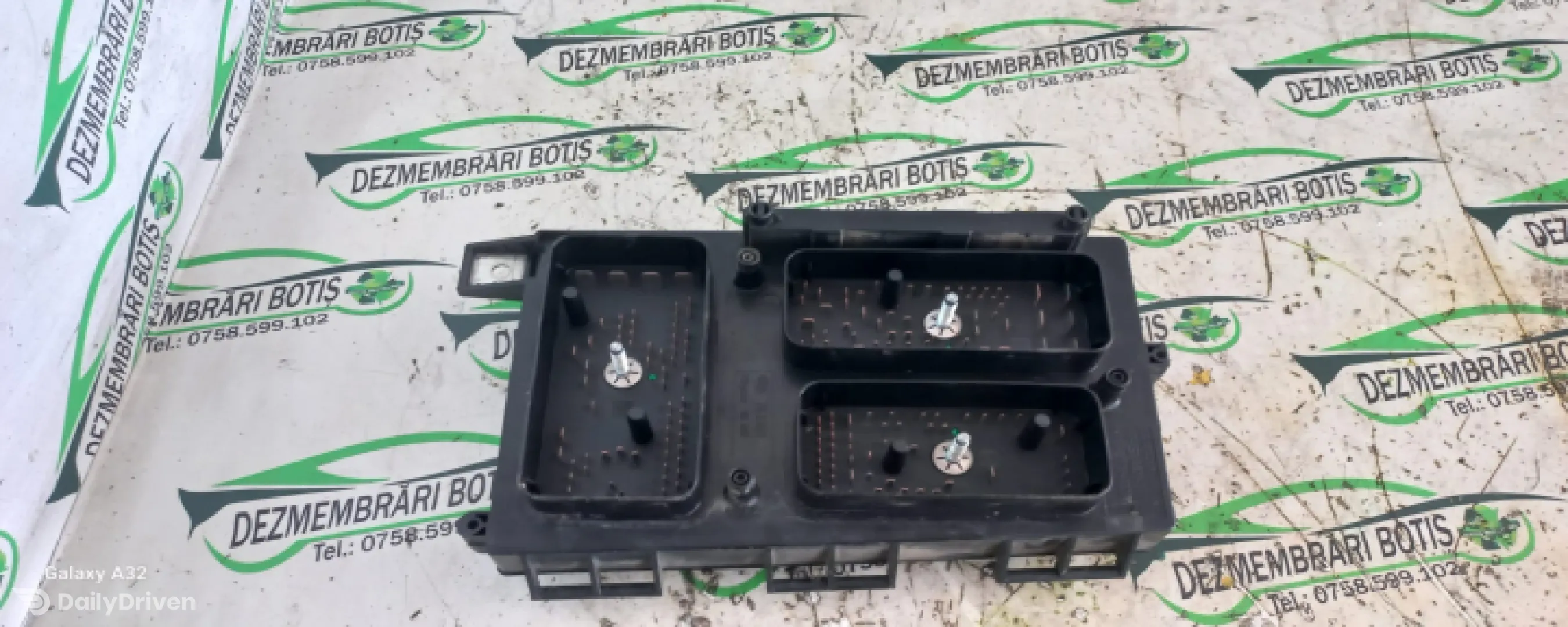 Panou sigurante motor Opel Astra H [2004 - 2007] wagon 1.9 CDTI MT (120 hp)
