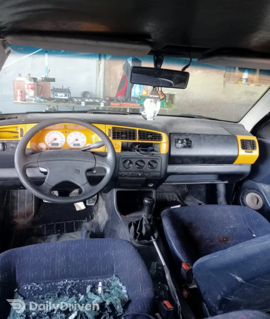 Buton avarie Volkswagen VW Golf 3 [1991 - 1998] Hatchback 5-usi 1.6 MT (75 hp)