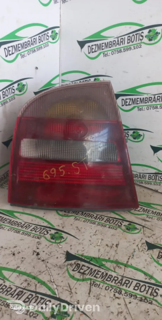 Lampa / Tripla stop stanga pe aripa Skoda Octavia  [1996 - 2000] Liftback 5-usi 1.9 TDI MT (110 hp)
