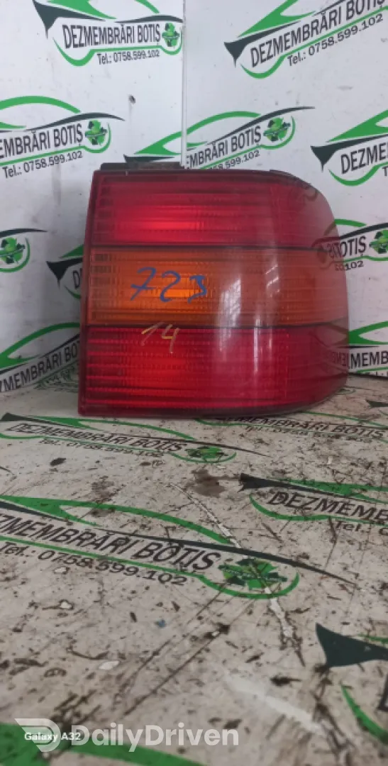Lampa / Tripla stop dreapta pe aripa Volkswagen VW Passat B4 [1993 - 1997] Sedan 1.8 MT (90 hp)