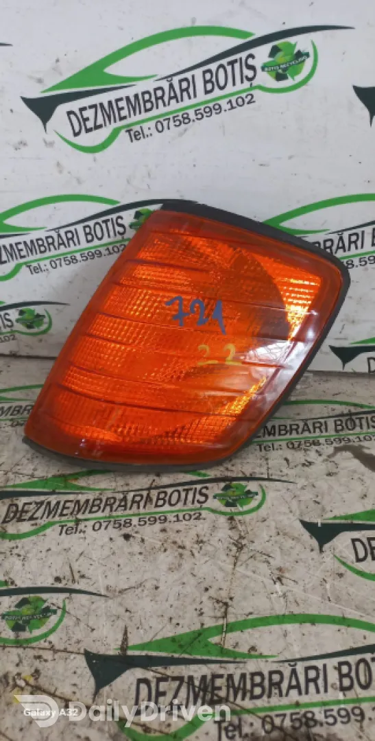 Lampa semnalizare pe aripa fata stanga Mercedes-Benz E-Class W124 [facelift] [1987 - 1993] Sedan 4-usi E 200 D 5MT (75 hp)