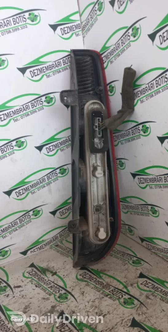 Lampa / Tripla stop stanga pe aripa Ford Focus 2 [2004 - 2008] wagon 5-usi 1.6 TDCi MT (90 hp)