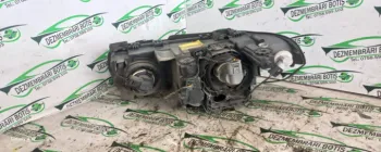 Far dreapta BMW Seria 3 E46 [1997 - 2003] Compact hatchback 318ti MT (143 hp)