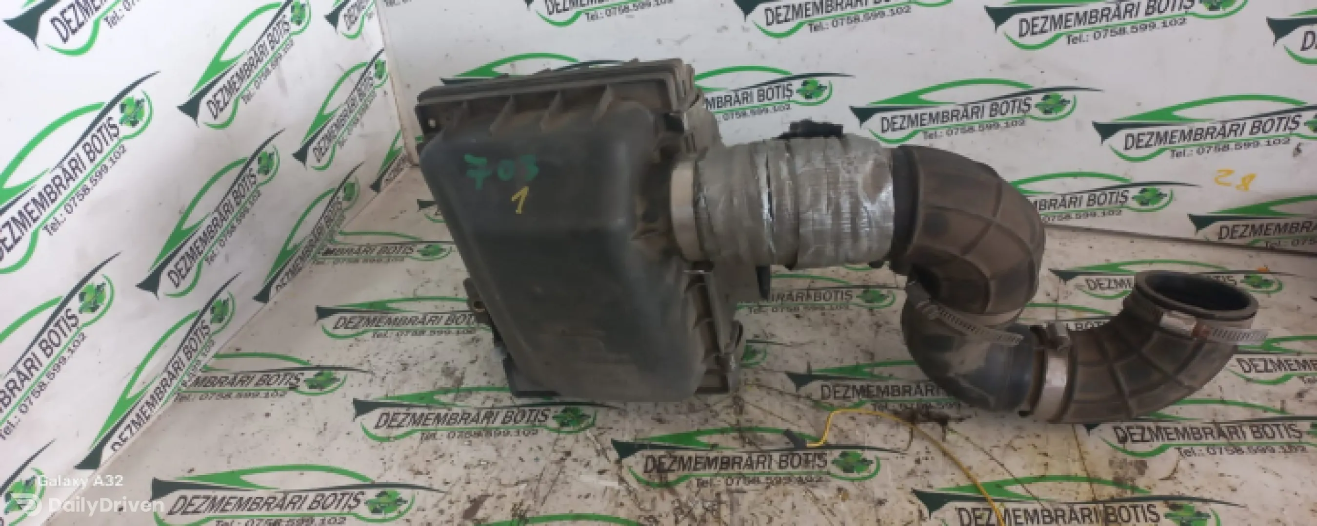 Carcasa filtru aer Suzuki Wagon R 3 [2003 - 2008] Hatchback 5-usi 1.3 MT (94 hp)
