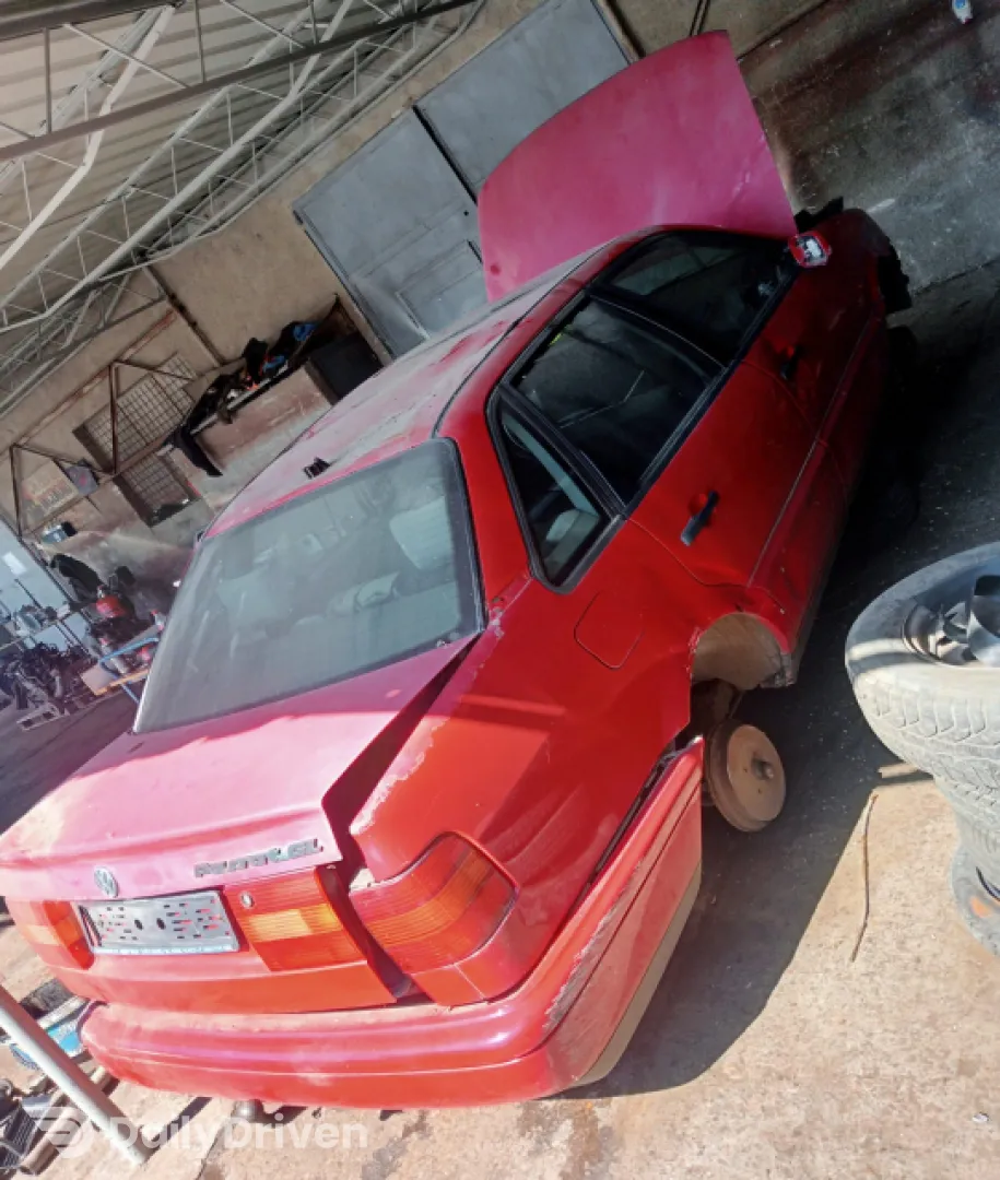 Broasca capota portbagaj Volkswagen VW Passat B4 [1993 - 1997] Sedan 1.8 MT (90 hp)