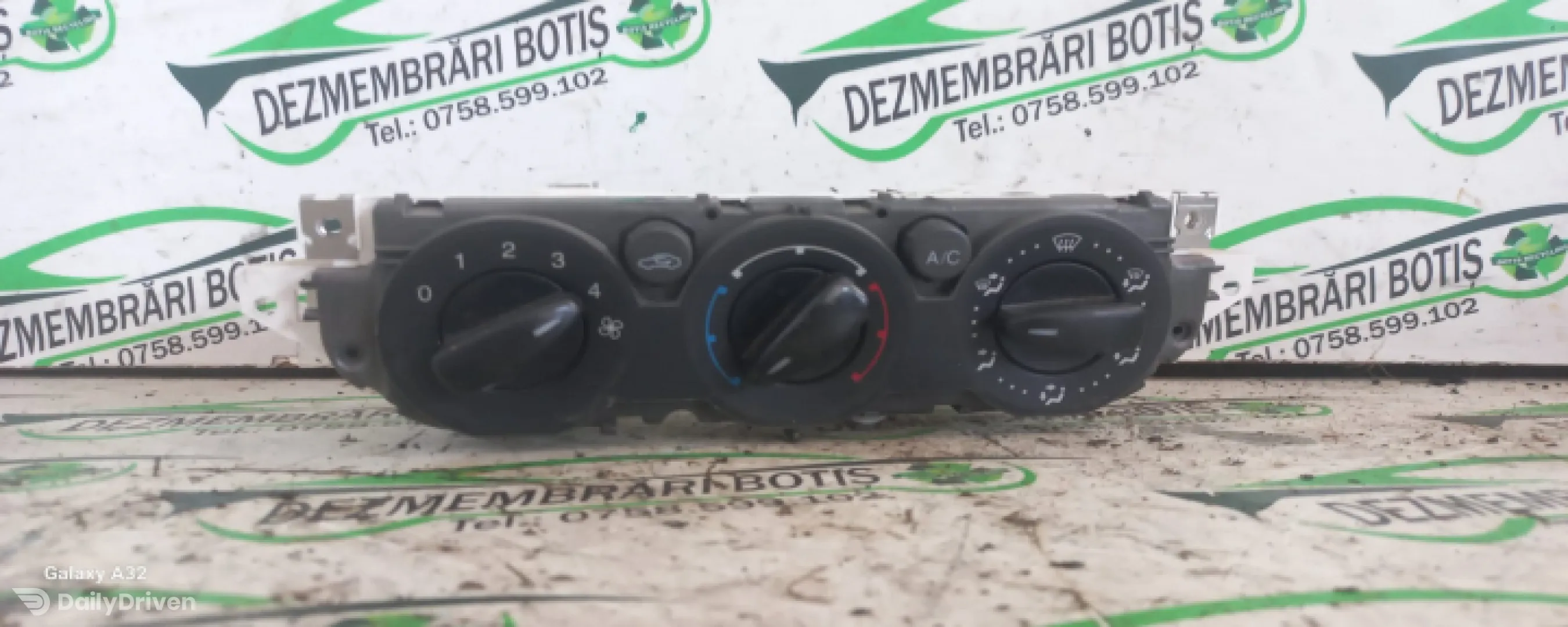 Comanda AC Ford Focus 2 [2004 - 2008] wagon 5-usi 1.6 TDCi MT (109 hp)