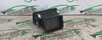 Grila ventilatie bord dreapta Ford Focus 2 [2004 - 2008] wagon 5-usi 1.6 TDCi MT (109 hp)