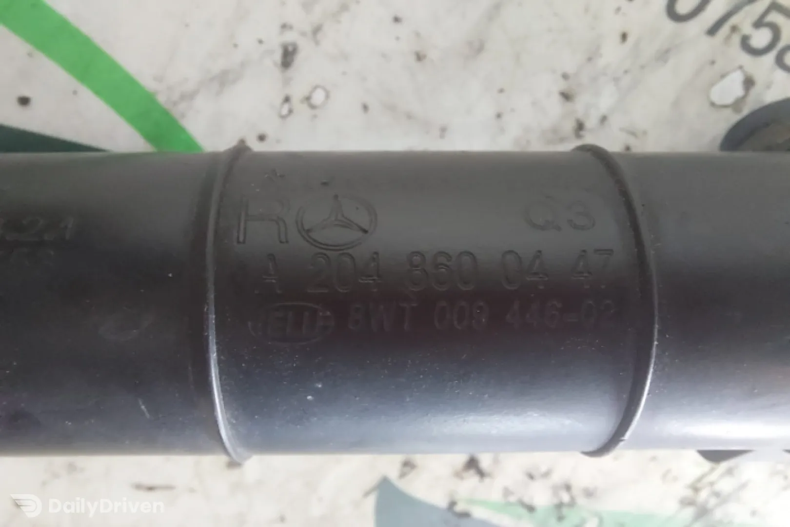 Pompa spalator faruri Mercedes-Benz A 204 860 04 47 Mercedes-Benz C-Class W204/S204 [2007 - 2012] Sedan
