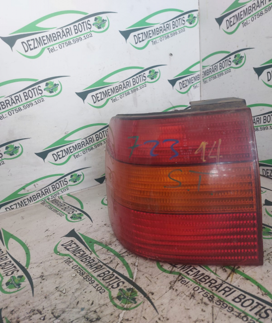 Lampa / Tripla stop stanga pe aripa Volkswagen VW Passat B4 [1993 - 1997] Sedan 1.8 MT (90 hp)