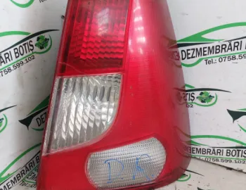 Lampa / Tripla stop dreapta pe aripa FISURAT ! Dacia Logan  [2004 - 2008] Sedan 1.4 MT (75 hp)