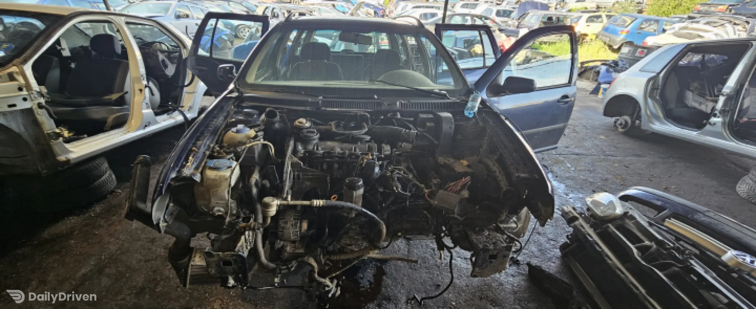 Aripa fata dreapta Volkswagen VW Golf 4 [1997 - 2006] wagon 1.9 TDI MT (90 hp)