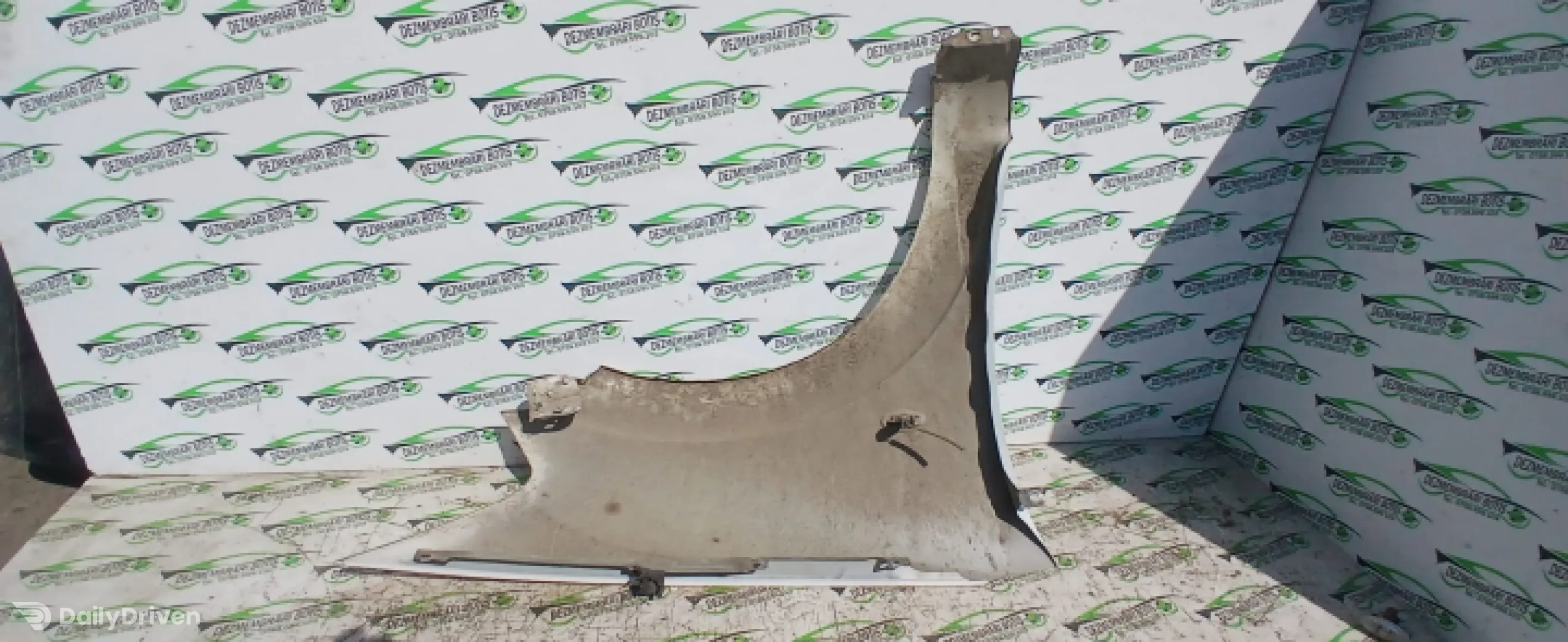 Aripa fata stanga Citroen C3  [2002 - 2010] Hatchback 1.4 HDi MT (70 hp)