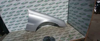 Aripa fata dreapta Mercedes-Benz C-Class W203/S203/CL203 [2000 - 2004] Sedan 4-usi C 220 CDI MT (143 hp)