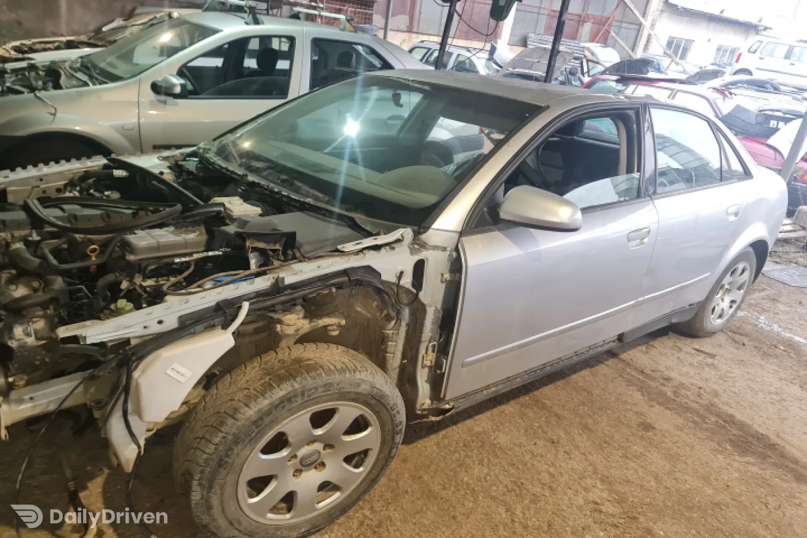 Bara spate Audi A4 B6 [2000 - 2005] Sedan 1.9 TDI 5MT (130 hp)