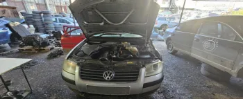 Bara spate Volkswagen VW Passat B5.5 [facelift] [2000 - 2005] Sedan 1.6 MT (102 hp)