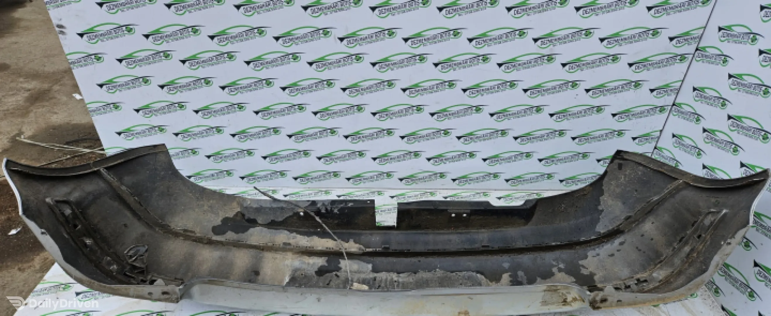 Bara spate Volkswagen VW Golf 4 [1997 - 2006] Hatchback 5-usi 1.4 MT (75 hp)