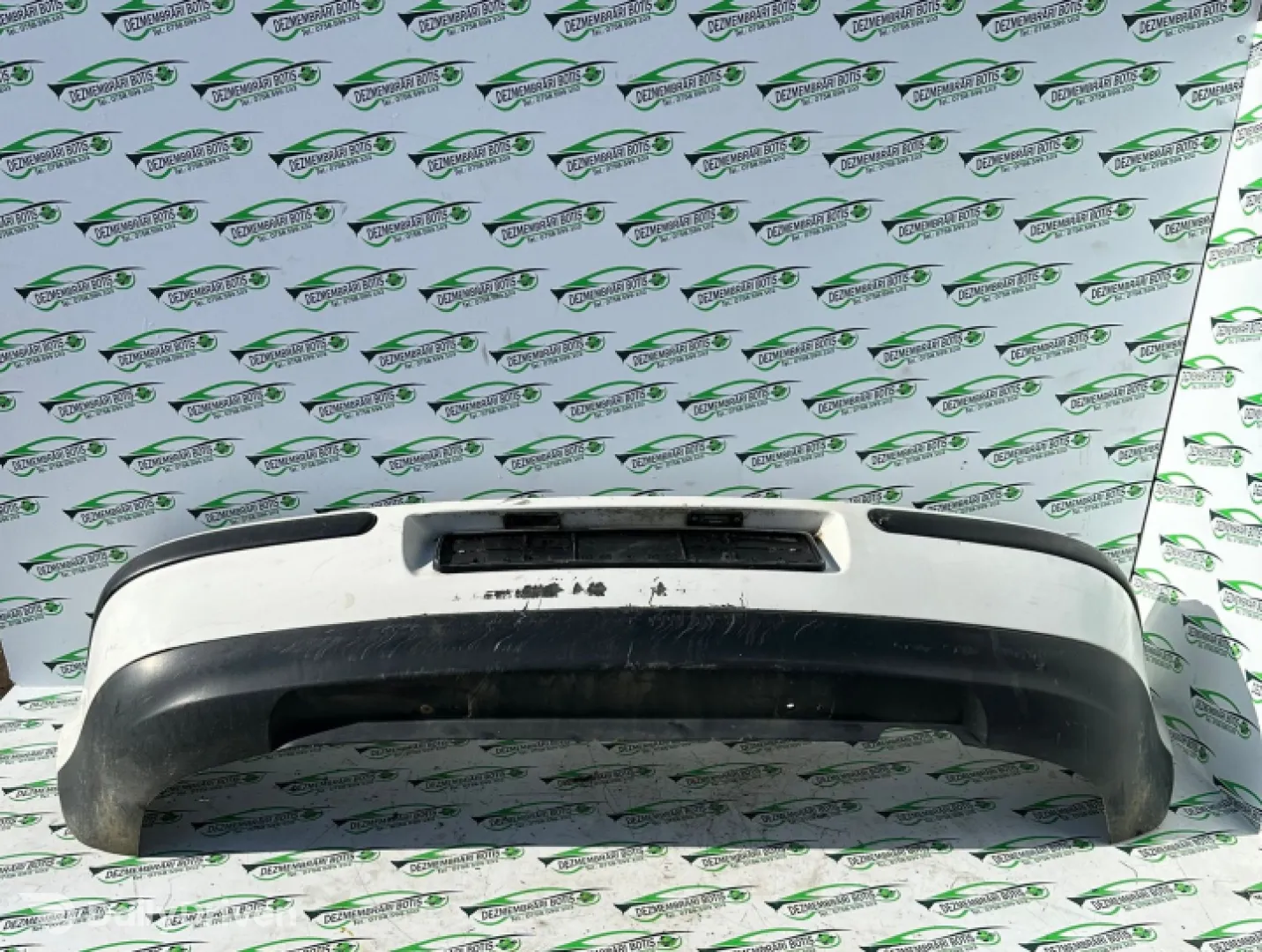 Bara spate Volkswagen VW Golf 4 [1997 - 2006] Hatchback 5-usi 1.4 MT (75 hp)