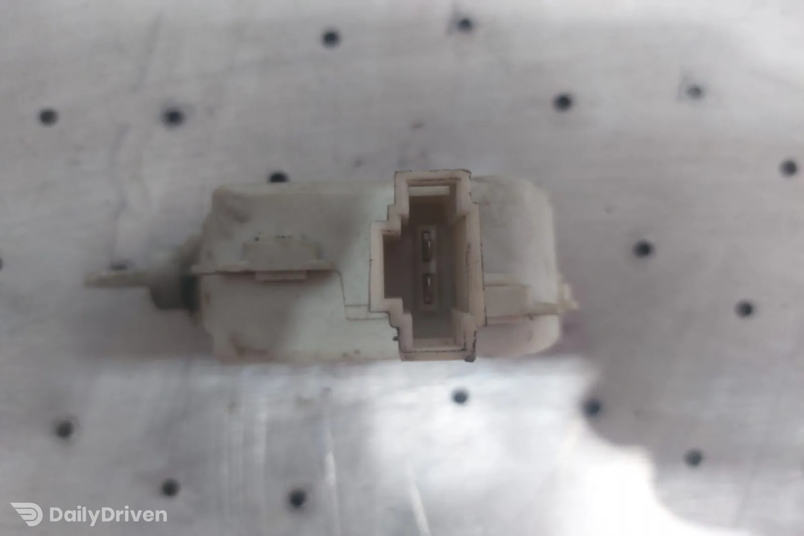 Actuator deschidere usita rezervor Volkswagen VW Golf 4 [1997 - 2006] Hatchback 5-usi 1.4 MT (75 hp)