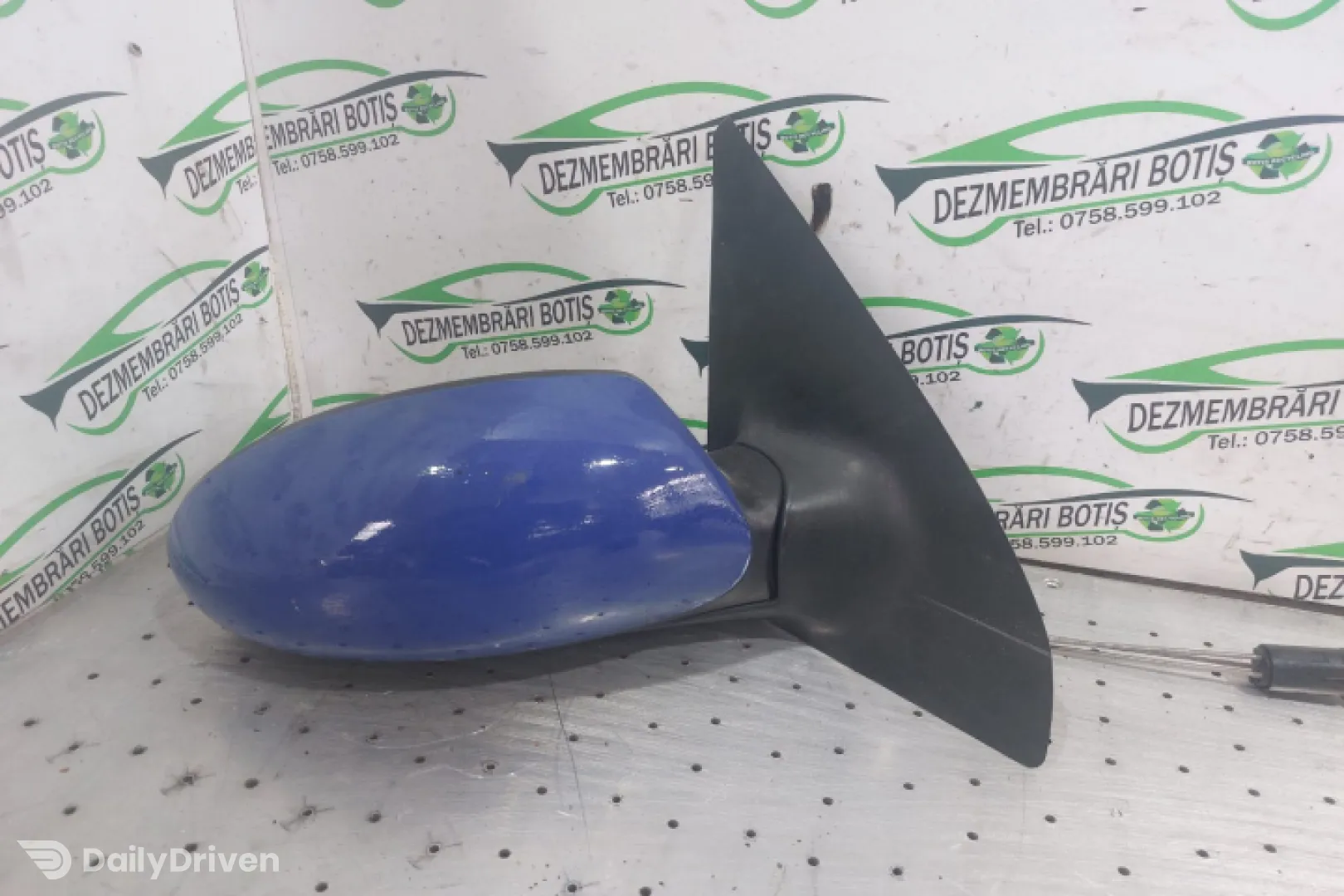 Oglinda dreapta manuala Ford Focus  [1998 - 2004] Hatchback 3-usi 1.6 MT (101 hp)