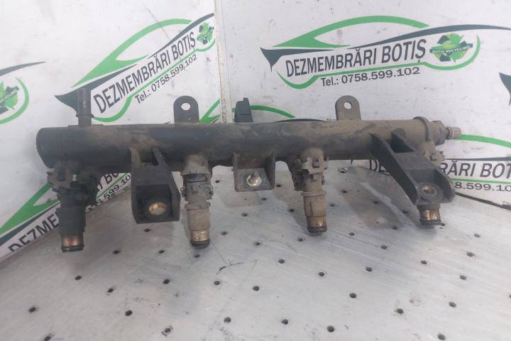 Rampa injectoare Citroen C3  [2002 - 2010] Hatchback 1.4 MT (75 hp)