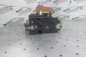 Broasca usa fata stanga Audi A4 B6 [2000 - 2005] Avant wagon 5-usi 1.9 TDI MT (100 hp)
