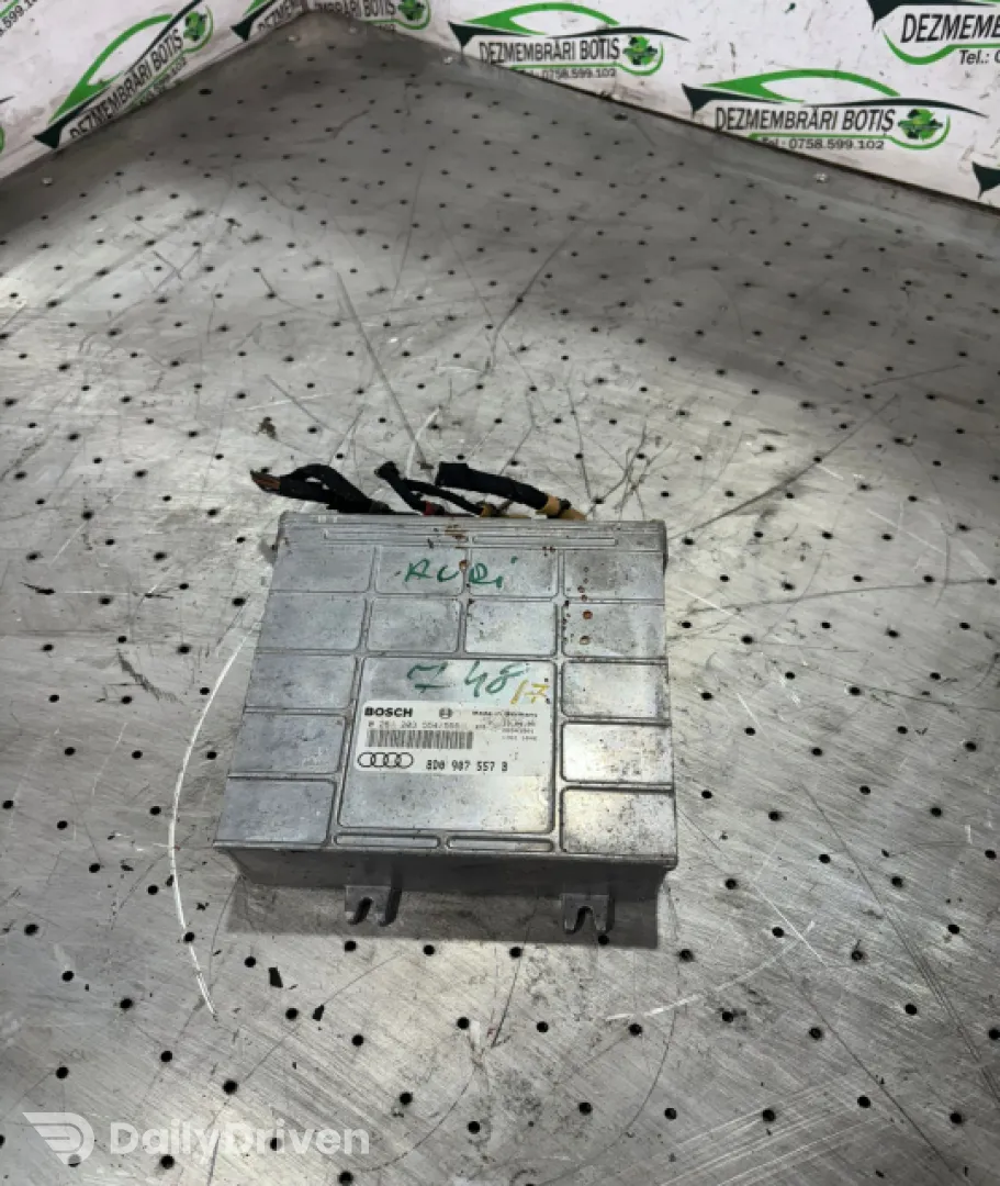 Calculator motor ECU 8D0 907 557 B Audi A4 B5 [1994 - 1999] Sedan 1.6 MT (101 hp)
