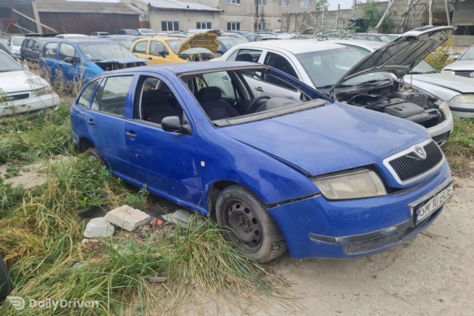 Far stanga Skoda Fabia 6Y [1999 - 2004] Combi wagon 5-usi 1.4 MT (68 hp)