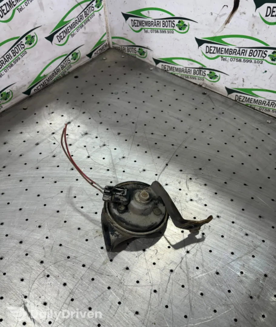 Claxon Opel Vectra C [2002 - 2005] Sedan 4-usi 1.8 MT (122 hp)