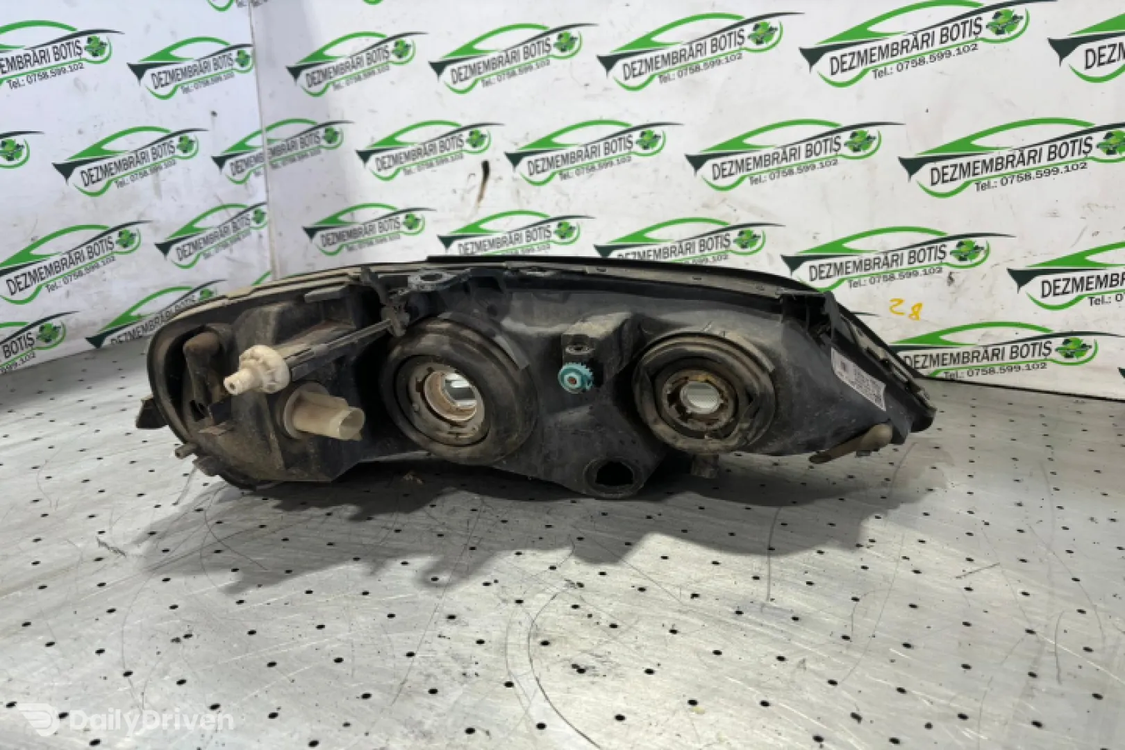 Far stanga Opel Astra G [1998 - 2009] wagon 5-usi 1.6 MT (101 hp)