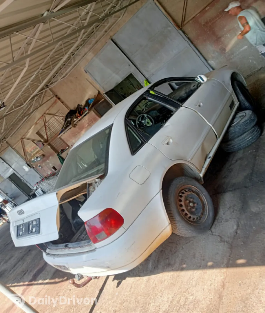 Alternator Audi A4 B5 [1994 - 1999] Sedan 1.9 TDI MT (110 hp)