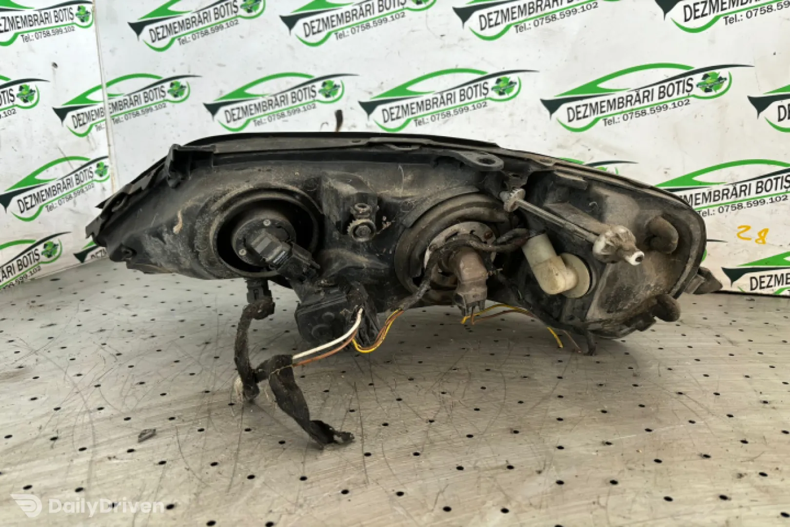 Far dreapta Opel Astra G [1998 - 2009] wagon 5-usi 2.0 DTI MT (101 hp)