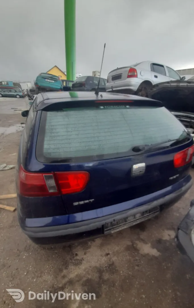 Lampa / Tripla stop stanga pe aripa Seat Ibiza 2 [facelift] [1996 - 2002] Hatchback 3-usi 1.4 MT (60 hp)