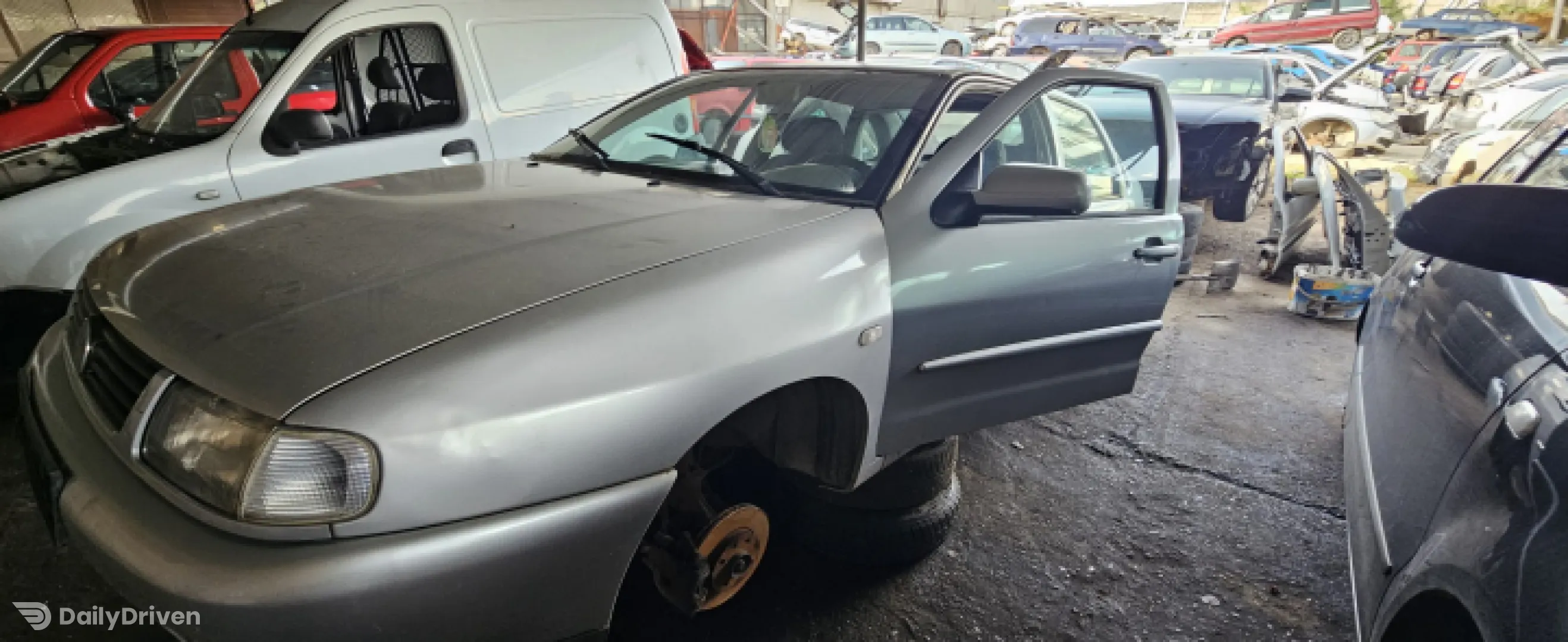 Lampa / Tripla stop stanga pe aripa Volkswagen VW Polo 3 6N [1994 - 2001] Classic Sedan 1.4 MT (75 hp)