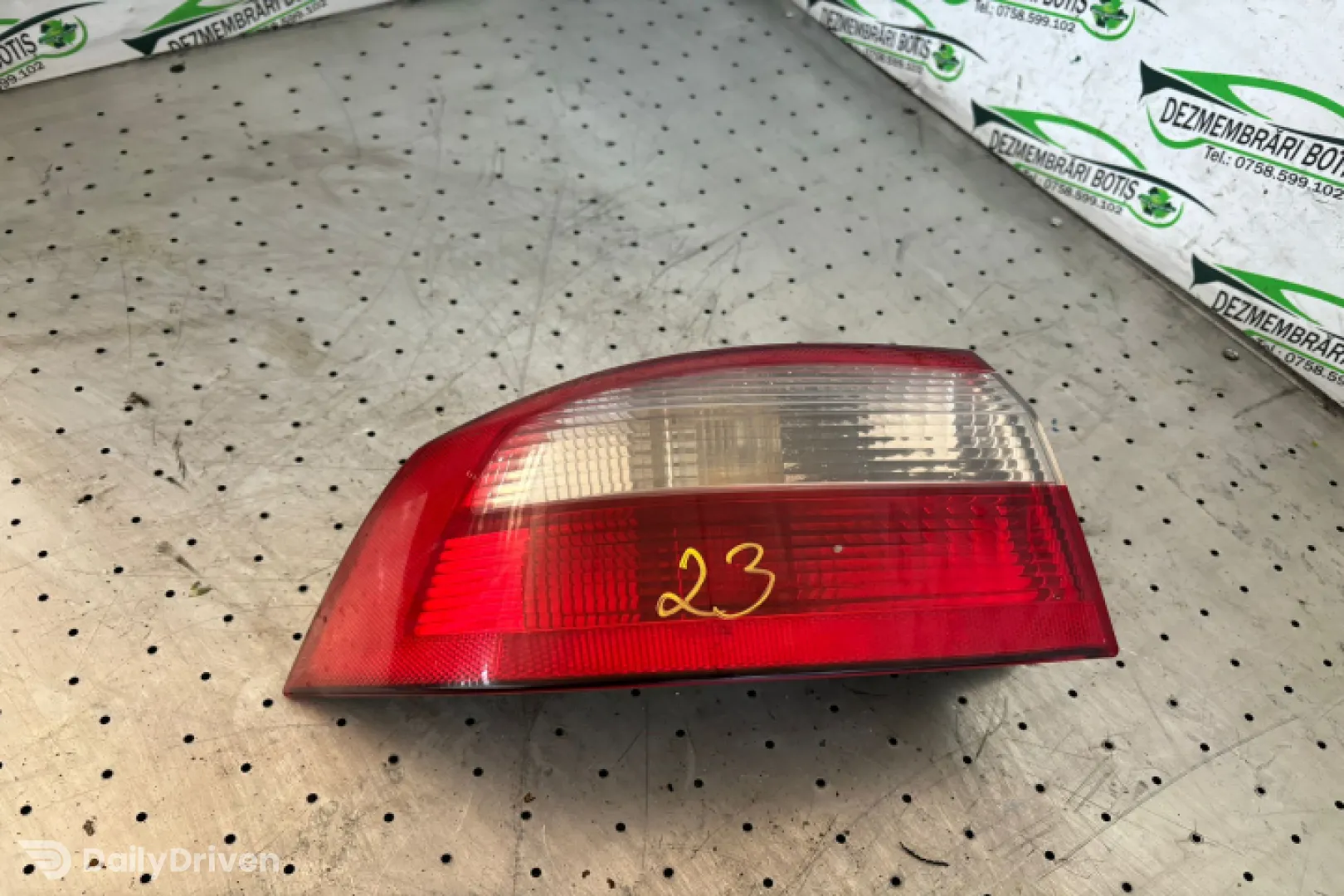 Lampa / Tripla stop stanga pe aripa Renault Laguna 2 [2001 - 2005] Grandtour wagon 1.6 MT (110 hp)